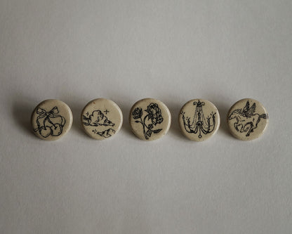 Carved Dream Girl Buttons